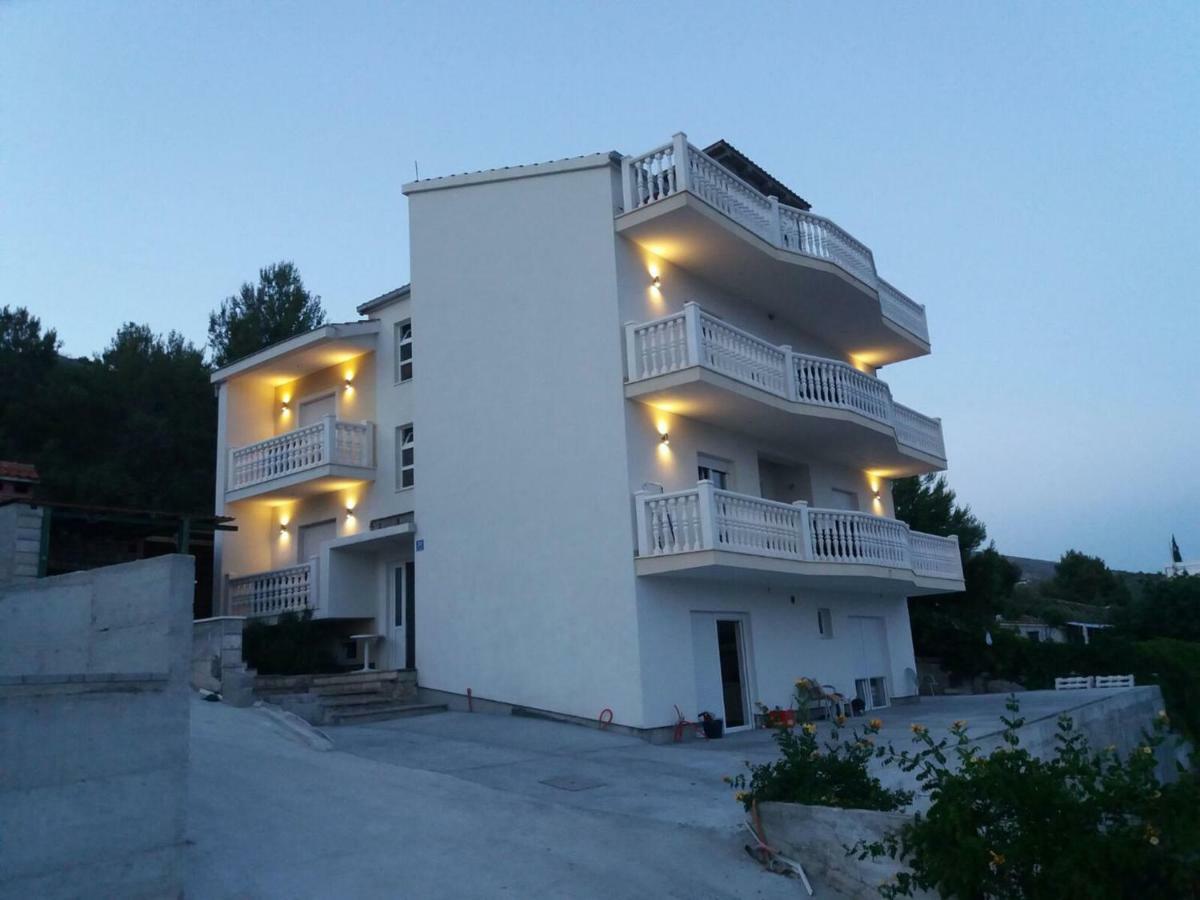 Apartments Prpic Seget Vranjica Exterior photo
